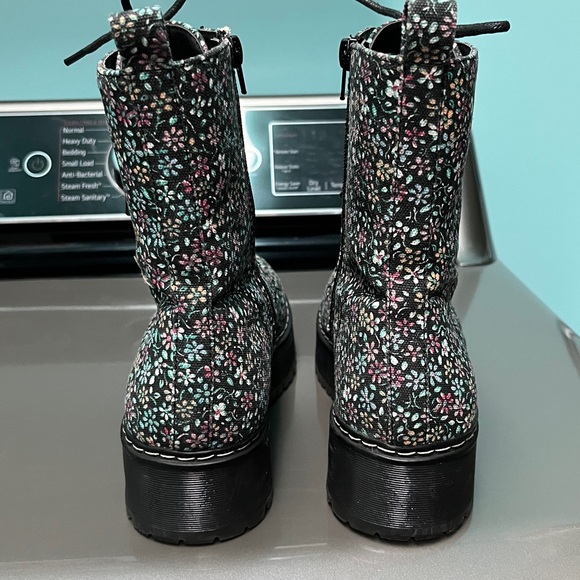 Portland Boot Company Floral Women's  Boots size 8.5 - Picture 5 of 10